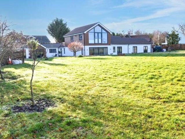 House for sale in Bedford