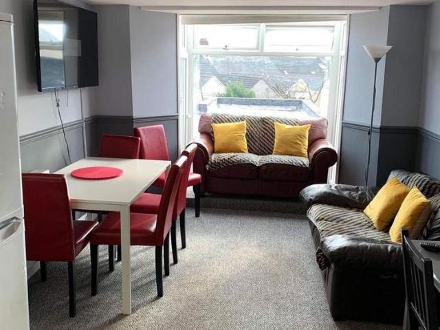 Room for rent in Nangreaves, Wales