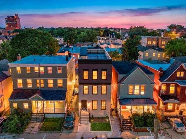 House for sale in Hudson, New Jersey
