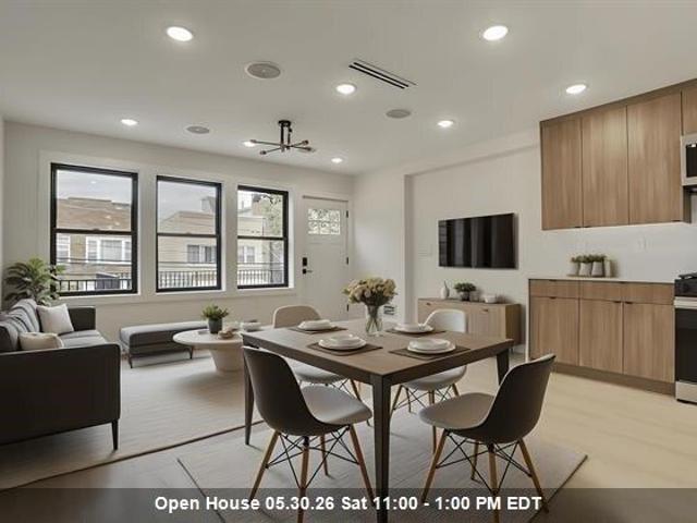 House for sale in Hudson, New Jersey