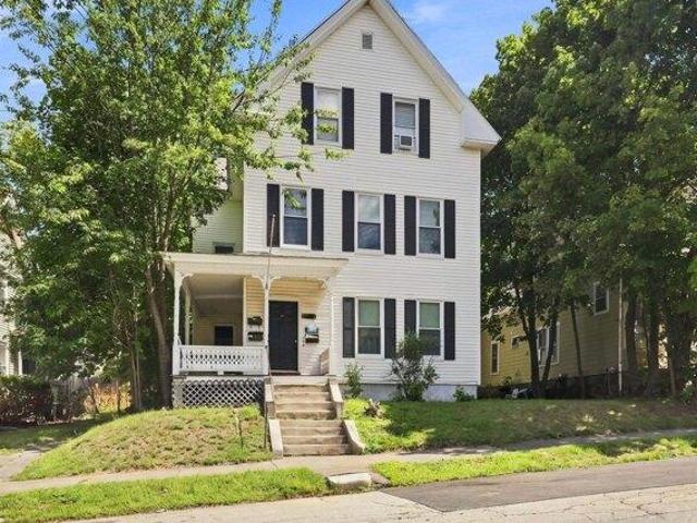 House for sale in Downtown, Manchester