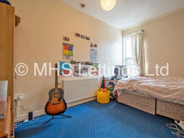 Room for rent in Headingley Hill, Leeds