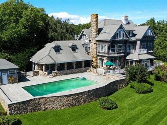 House for sale in Narragansett, South County