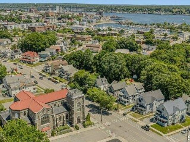 House for sale in New London, Connecticut
