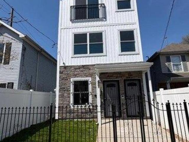 House for sale in Newark, New Jersey