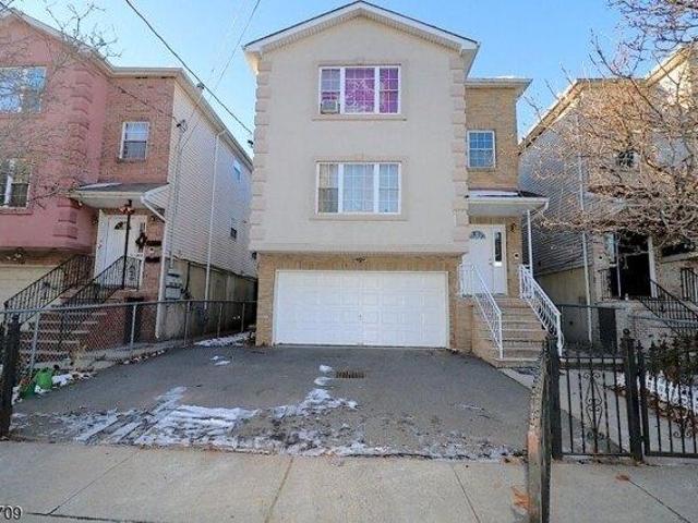 House for sale in Newark, New Jersey