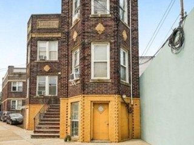House for sale in Newark, New Jersey