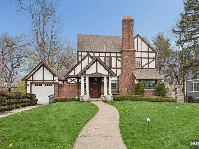 House for sale in Passaic, New Jersey