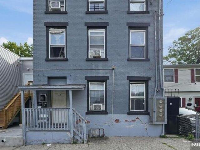 House for sale in Passaic, New Jersey
