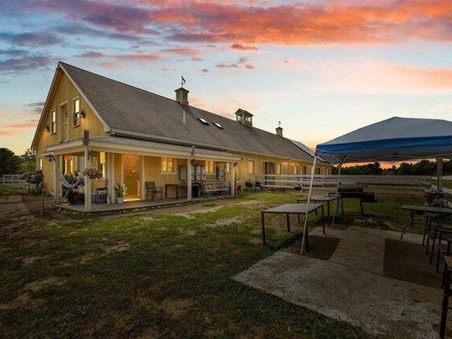 House for sale in Manomet, Massachusetts