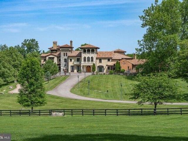 House for sale in Potomac