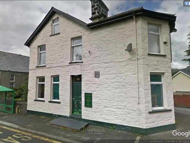 Property for sale in Congl-y-wal, Manod
