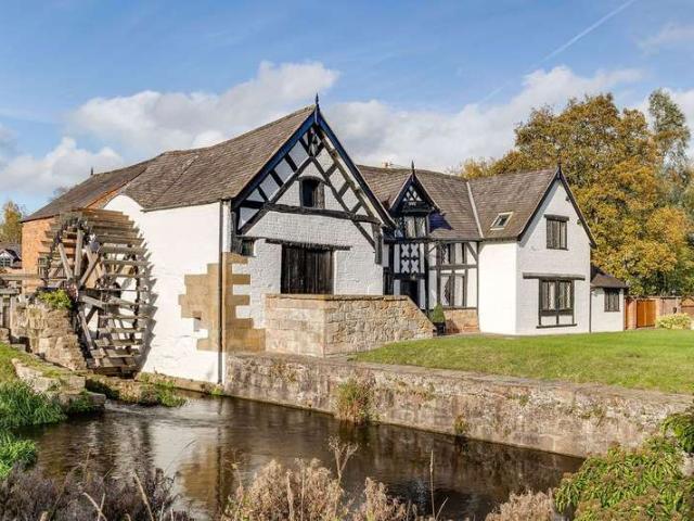 Property for sale in Rossett, Wales