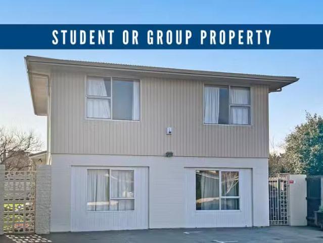 House for rent in Chaslands, Canterbury