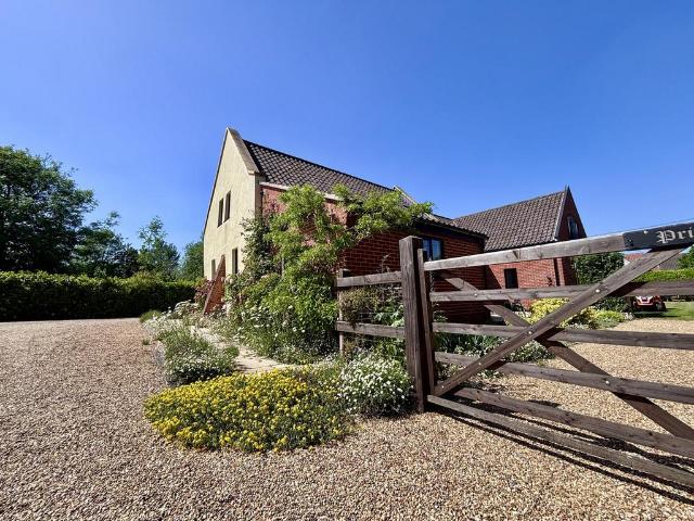 House for sale in Crostwick, Norfolk