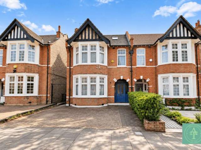 Farm for sale in London Borough of Enfield, Greater London