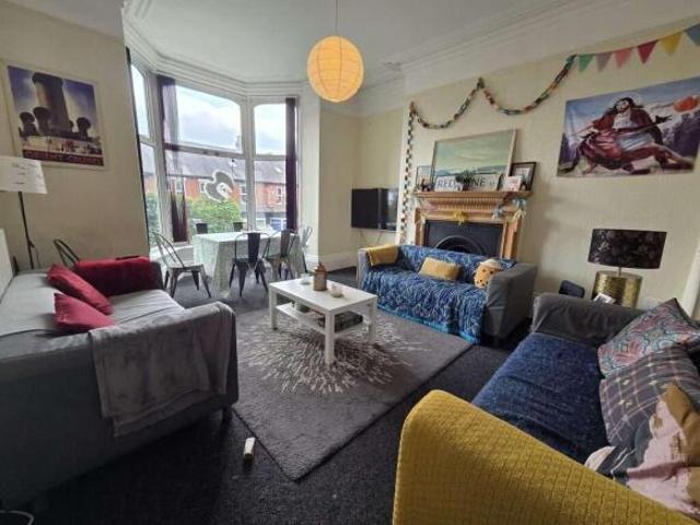 Farm for rent in Crookesmoor, Sheffield