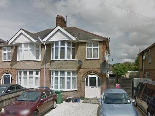 House for sale in The Slade, Oxfordshire