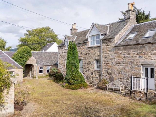 House for sale in Croftinloan, Pitlochry