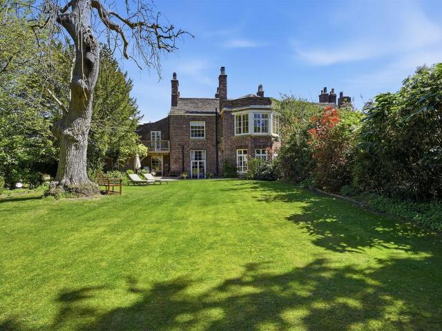 House for sale in Bollington Cross, Bollington