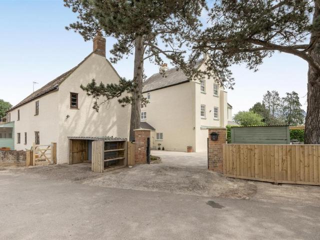 House for sale in Rumwell, Somerset