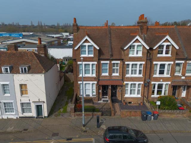 House for sale in Wincheap, The Bridge