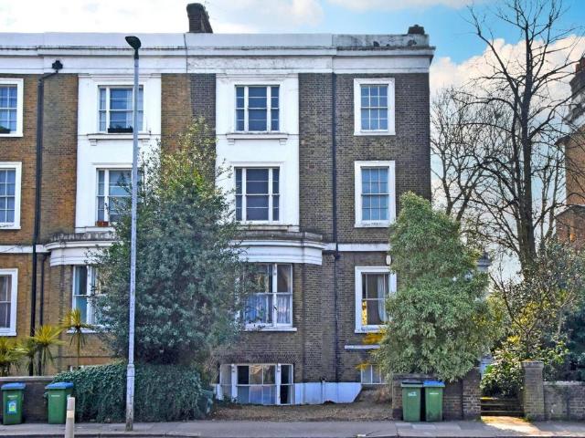 House for sale in Kidbrooke, Greater London