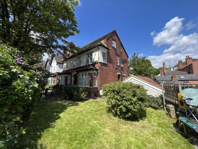 House for sale in Headingley Hill, Headingley