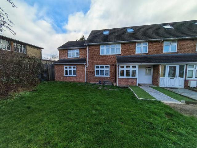 House for sale in London Borough of Ealing, Isle Of Man