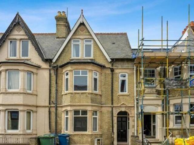 House for sale in The Slade, Oxfordshire