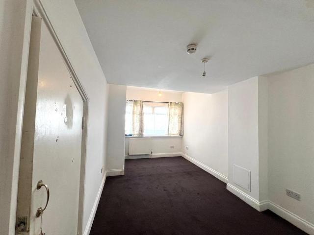 House for rent in London Borough of Hounslow, Heston
