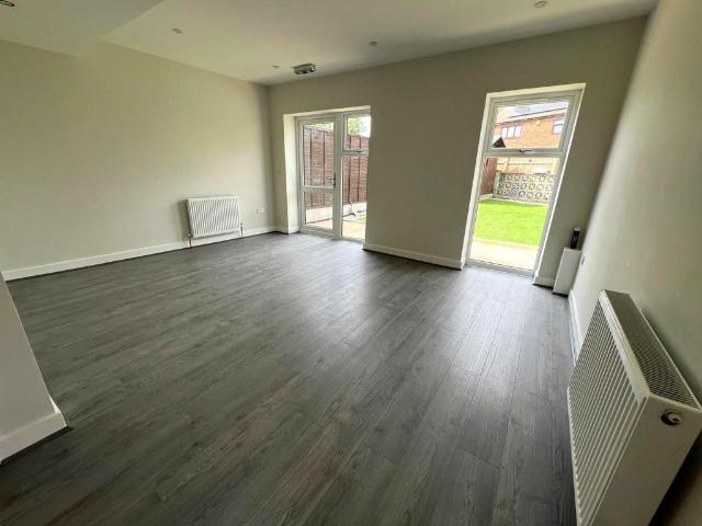 House for rent in South Hornchurch, Greater London