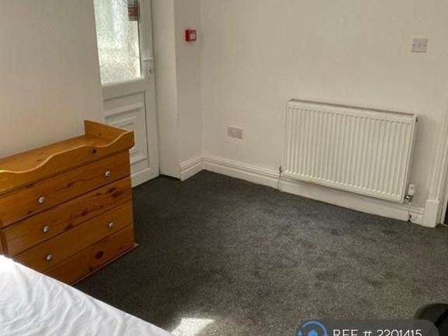 House for rent in The Haulgh, Lee Bank