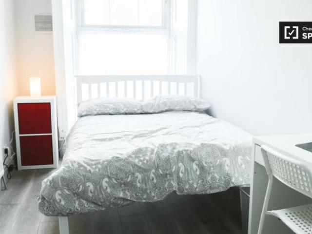 Property to rent in Dublin Docklands, Dublin