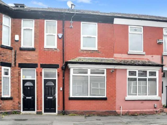 Cottage for sale in Georgia, Greater Manchester
