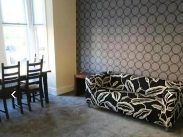 House for sale in Hyde Park, West Yorkshire