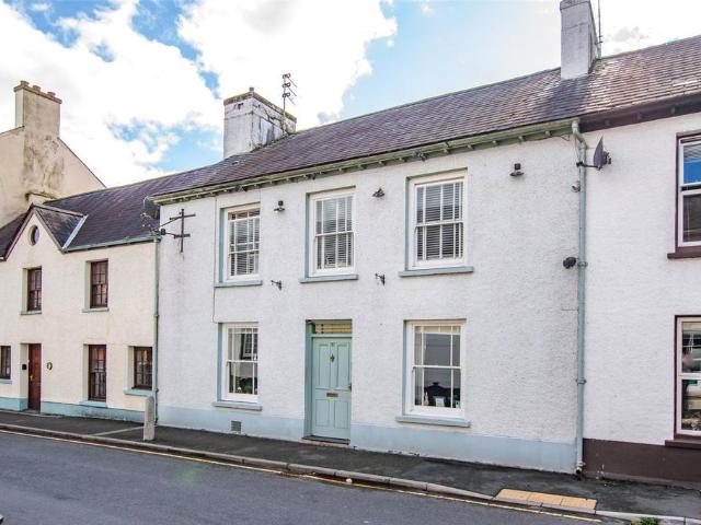 House for sale in Llandovery, Wales