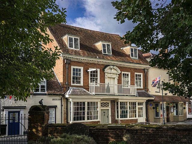 House for sale in Alderminster, Warwickshire