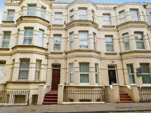 House for sale in Westbrook, Acol