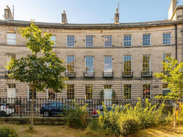 House for sale in Silvermills, City of Edinburgh