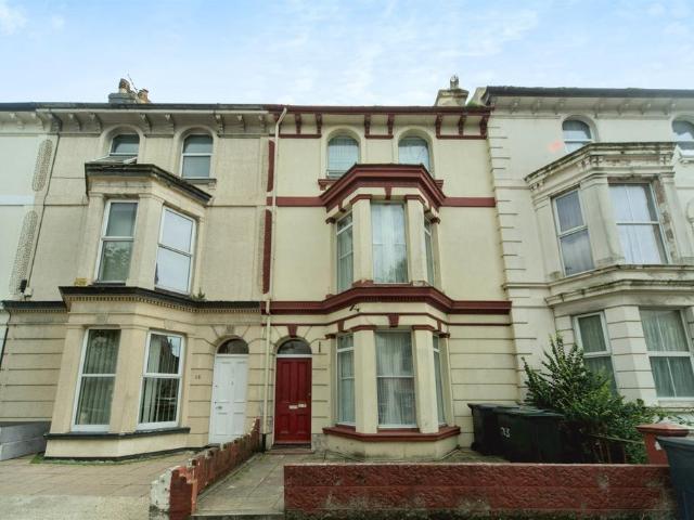 House for sale in Roselands, Eastbourne