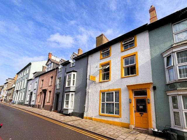 House for sale in Aberystwyth