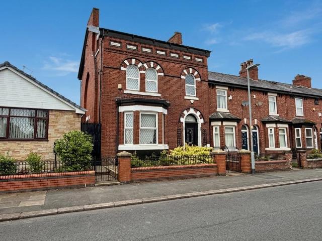 House for sale in Georgia, Greater Manchester