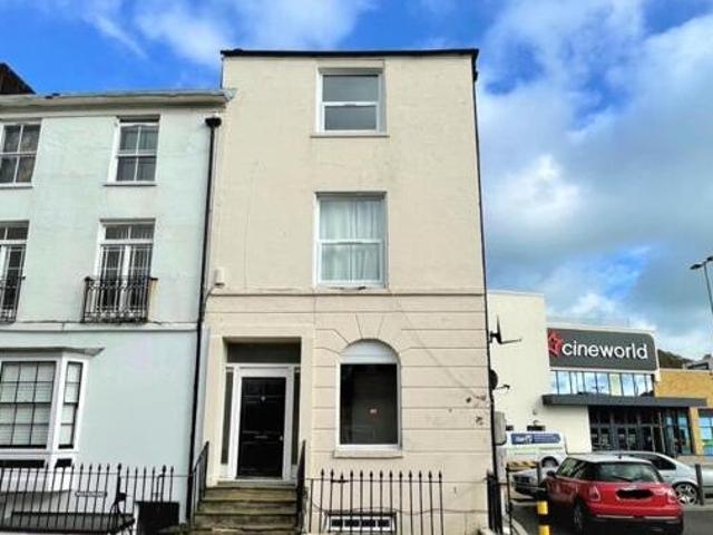 House for sale in Clarendon, Ash