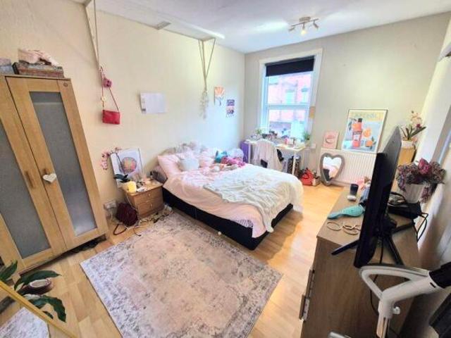 Cottage for sale in Beckett Park, Headingley