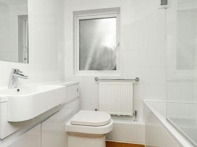 House for sale in Follaton, Strode
