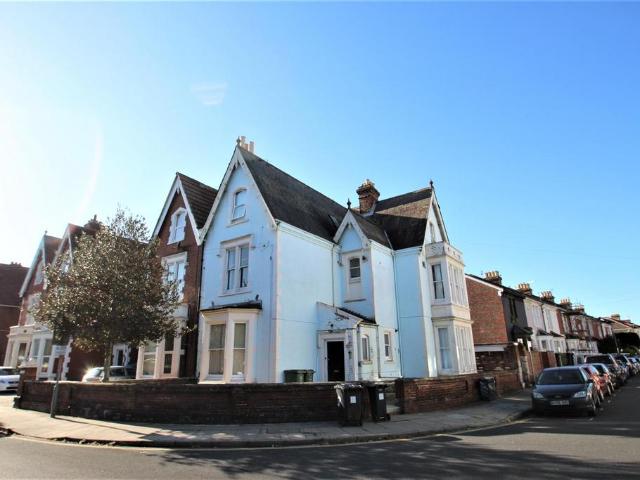 Room for rent in Somers Town, City Of Portsmouth