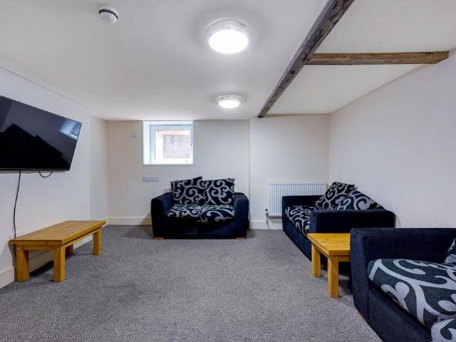 House for rent in St. Mildred's, The Bridge