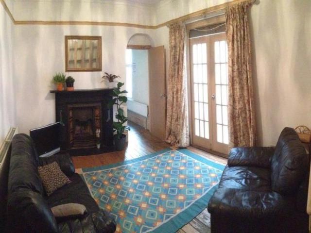 House for rent in Plasnewydd, Falcon Lodge