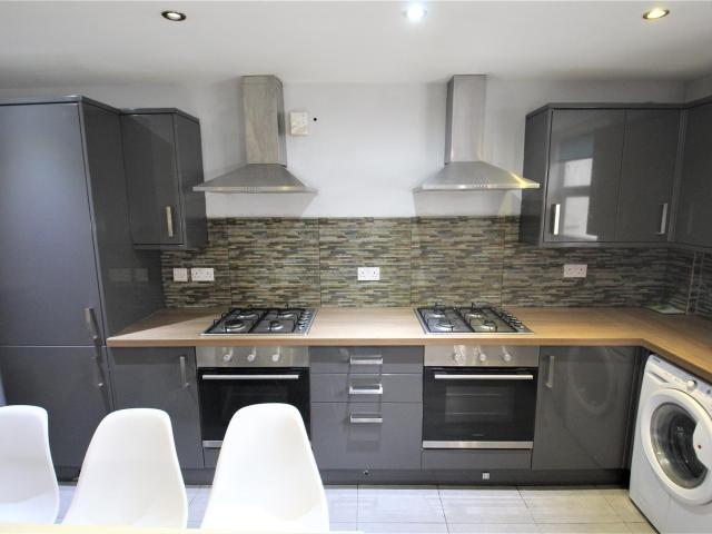 House for rent in Hyde Park, Leeds